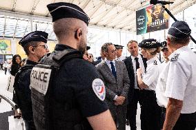 Bruno Retailleau at Gare du Nord Against Illegal Immigration - Paris