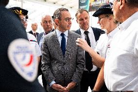 Bruno Retailleau at Gare du Nord Against Illegal Immigration - Paris
