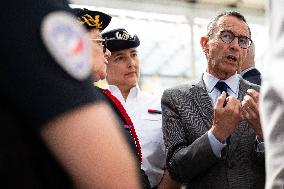 Bruno Retailleau at Gare du Nord Against Illegal Immigration - Paris