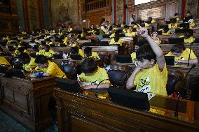 Tour de France dictation at the City Hall in Paris - FA