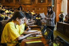 Tour de France dictation at the City Hall in Paris - FA
