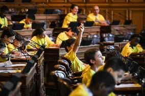 Tour de France dictation at the City Hall in Paris - FA