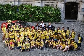 Tour de France dictation at the City Hall in Paris - FA