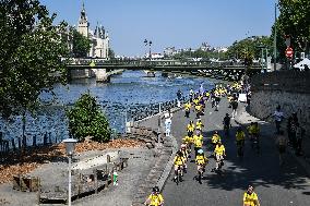 Tour de France dictation at the City Hall in Paris - FA