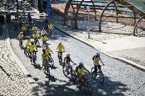 Tour de France dictation at the City Hall in Paris - FA
