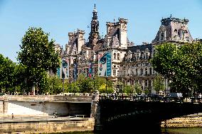 Anne Hildago At De Paris A Belem - Paris