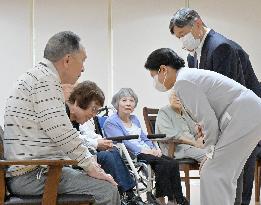 Japanese emperor, empress in Hiroshima