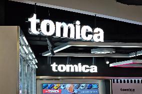 TOMICA