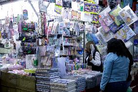 School Supplies Shop Illustrations - Mexico