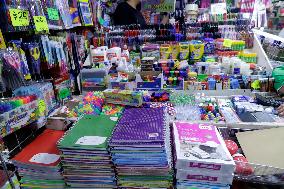 School Supplies Shop Illustrations - Mexico