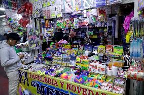 School Supplies Shop Illustrations - Mexico