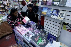 School Supplies Shop Illustrations - Mexico