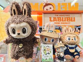 POP MART LABUBU Doll