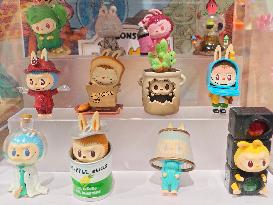POP MART LABUBU Doll