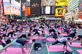 Solstice Yoga in Times Square - NYC