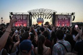 Annual Music Festival at the Tuileries Garden in Paris - FA