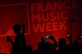 Annual Music Festival at the Tuileries Garden in Paris - FA