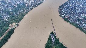 Pearl River Water Level Rose