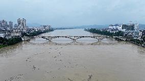 Pearl River Water Level Rose