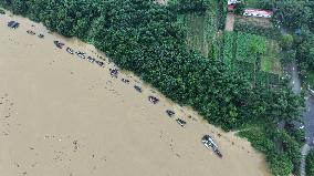 Pearl River Water Level Rose