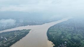 Pearl River Water Level Rose
