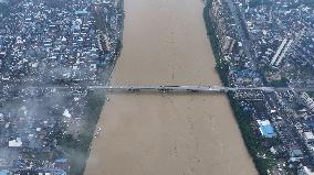 Pearl River Water Level Rose