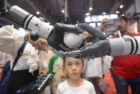 International Humanoid Robot Technology Exhibition Held in Hangz