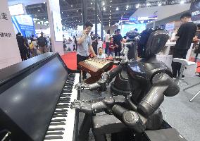 International Humanoid Robot Technology Exhibition Held in Hangz