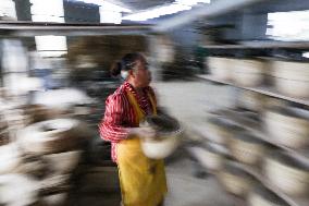 Guidong Pottery Making - China