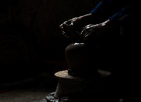 Guidong Pottery Making - China