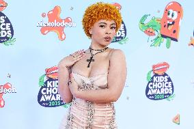2025 Nickelodeon Kids Choice Awards - Santa Monica