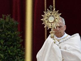 Pope Francis Celebrates The Corpus Christi Mass - Rome