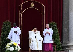 Pope Francis Celebrates The Corpus Christi Mass - Rome