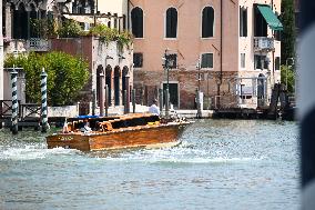 Illustration Of Cabs In The City Of Venice
