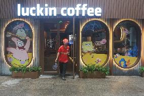 Luckin Coffee Opens First Shop in the United States