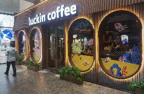 Luckin Coffee Opens First Shop in the United States
