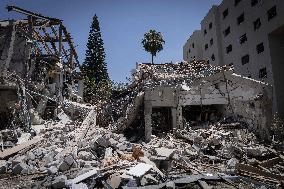 Iranian Missiles Hit Israel