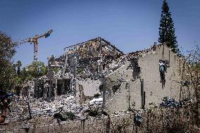 Iranian Missiles Hit Israel