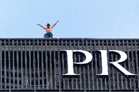 Titouan Leduc Climbed the Presidential Hotel Without Protection - Warsaw
