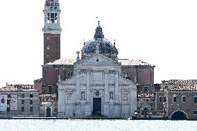 Giorgio Cini Island Privatized For Bezos Wedding Festivities - Venice