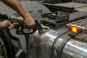 Fuel Crisies Deepens - Hebron
