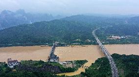 Flood Peak in Rong'an
