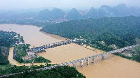 Flood Peak in Rong'an