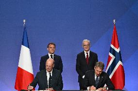 President Macron s Official Visit To Norway - Accords Signature