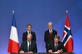 President Macron s Official Visit To Norway - Accords Signature
