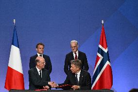 President Macron s Official Visit To Norway - Accords Signature