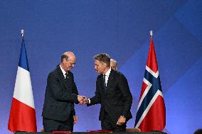 President Macron s Official Visit To Norway - Accords Signature