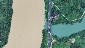 Clear And Turbid Scenery in Rong'an