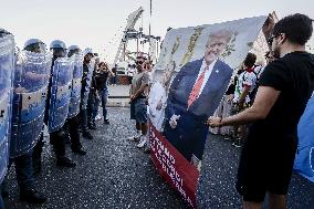 Protest March to the American Consulate - Naples