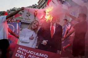 Protest March to the American Consulate - Naples